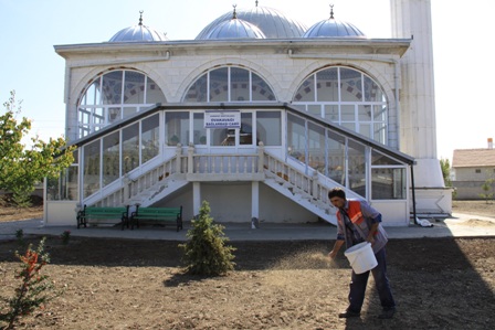 Karatay‘da camiler yeni görünüm kazanıyor