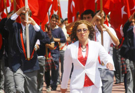 19 Mayıs törenlerle kutlanıyor
