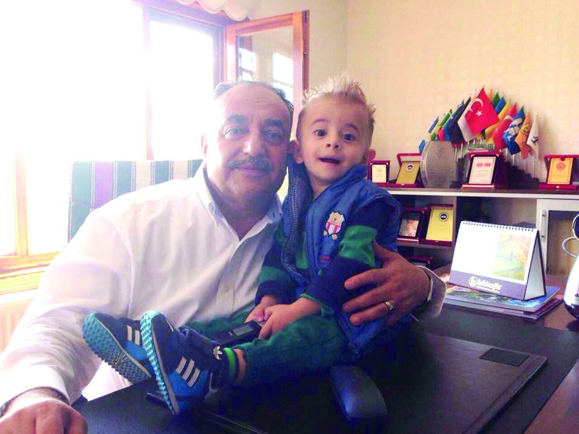 Ali Durak torununu çok seviyor