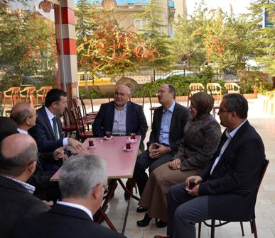 AK Parti Meram’da delegeler belirlendi