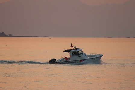 Beyşehir Gölü'nde gemi ruhsatı olmadan avlanan balıkçılara ceza