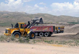 Elinde dinamit patlayan işçi öldü