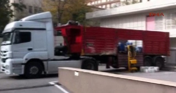 Hastane otoparkında patlama: 1 yaralı