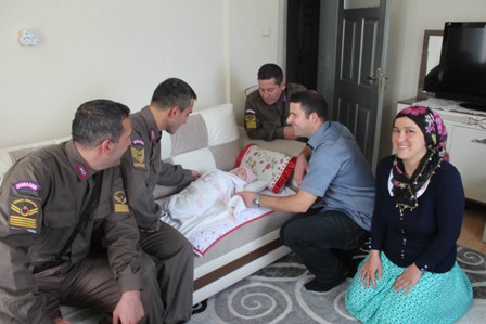 Beyşehir'de jandarma personelinden gaziye ziyaret