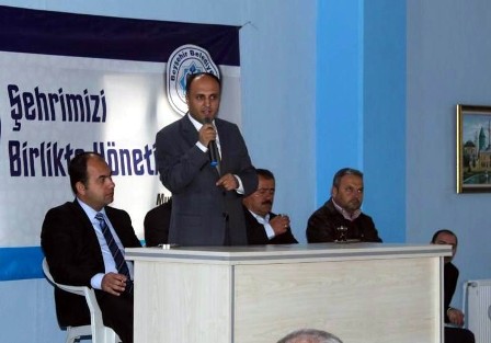 Başkan Özaltun'un mahalle meclisi toplantıları sürüyor