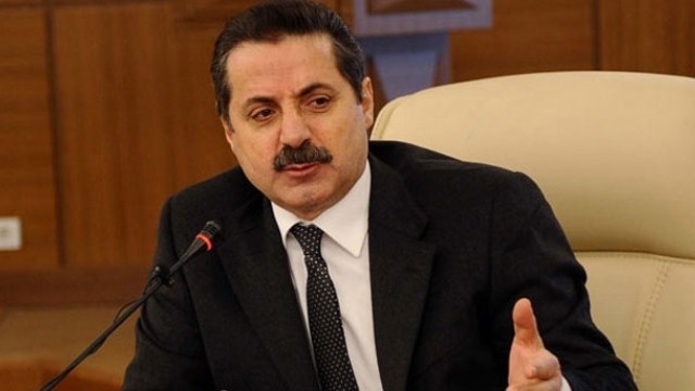 Bakan Çelik'ten çalışanlara müjde