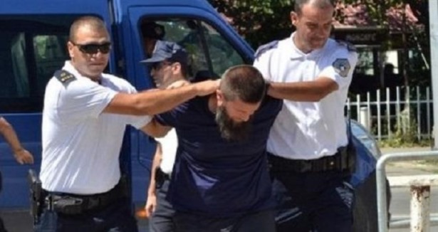 Kosavalı imamlara ev hapsi