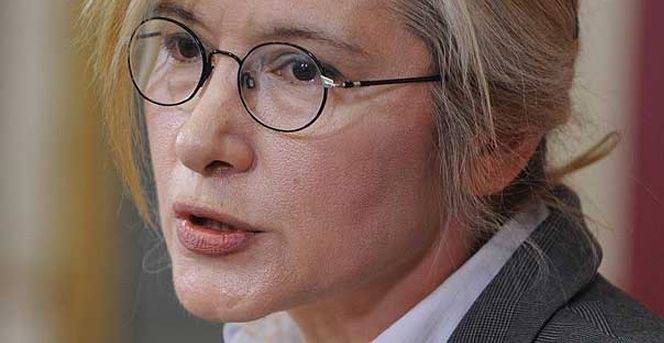 Emine Ülker Tarhan, CHP'den İstifa Etti
