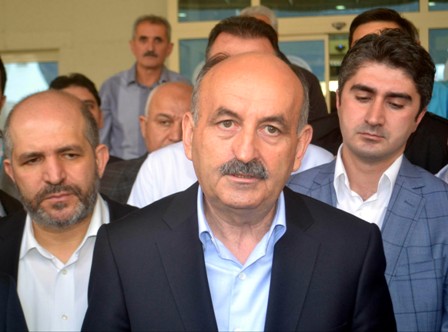 Müezzinoğlu yaralıyı ziyaret etti