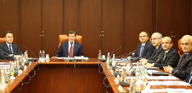 Başbakan Davutoğlu'ndan bütçe açıklaması
