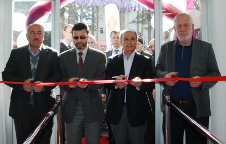 Adese ikinci mağazasını açtı