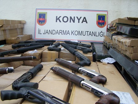 Av tüfekleri ele geçirildi