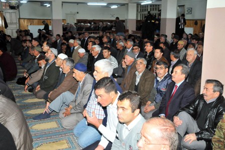 Akşehir Belediyesi’nden aşure ikramı