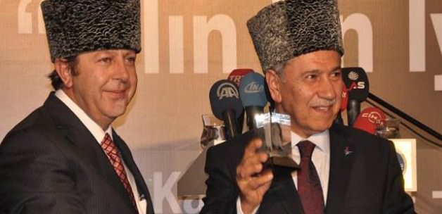 Arınç: Çerkes Ethem hain değildir