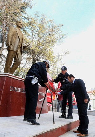 Atatürk'ü anma etkinlikleri