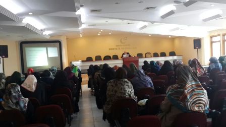 “Öğrenmenin şartı bilmediğini bilmektir”