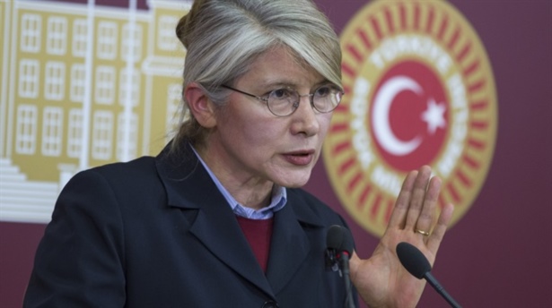 Emine Ülker Tarhan yeni parti kuruyor