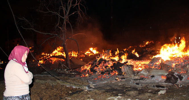 Çorum'da bir köy kül oldu