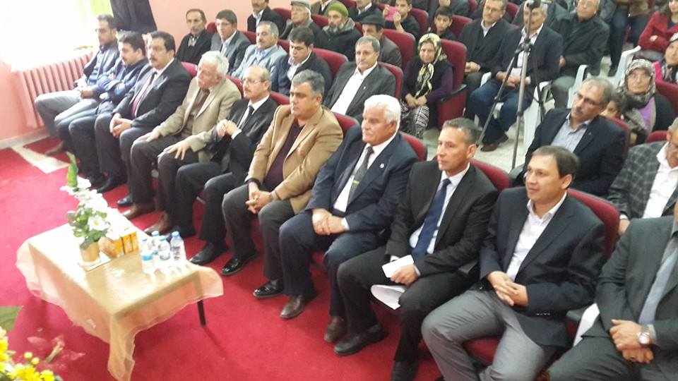 Emirgazi'de ilçe başkanı değişti, Halkapınar'da güven tazeledi