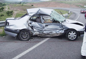 Seydişehir'de kaza: 1 ölü, 2 yaralı