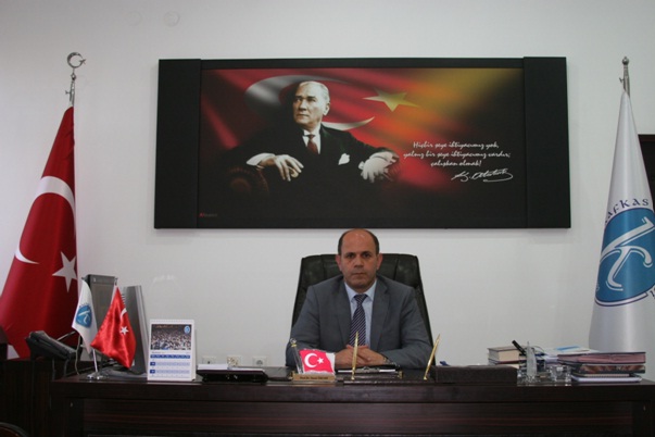Kafkas Üniversitesi Rektörlüğüne atanan Prof. Dr. Sami Özcan kimdir?