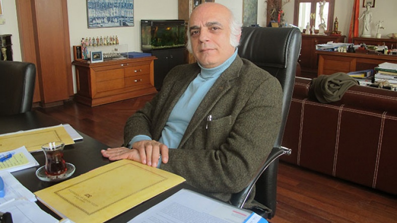 Mimar Sinan Güzel Sanatlar Üniversitesi Rektörlüğüne atanan Prof. Dr. Yalçın Karayağız kimdir?