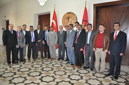 Kayserililerden Vali Erol’a ziyaret