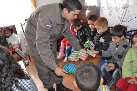 Minik öğrencilerden ziyaret