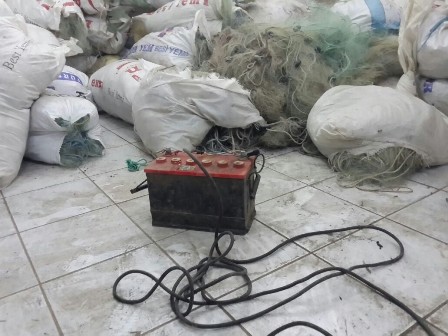 Elektroşokla balık avlayanlara baskın