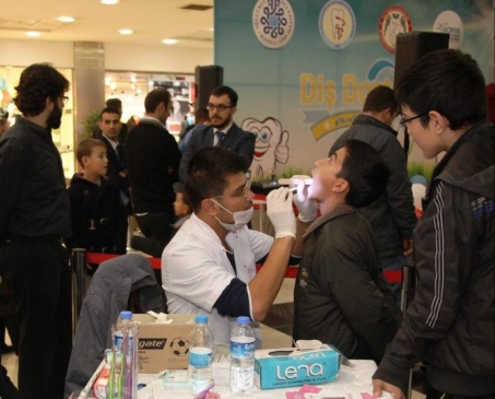 “Diş Dostu” etkinlikleri başladı