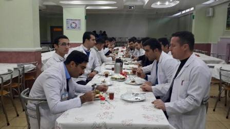Aileler öğretmenleri yalnız bırakmadı