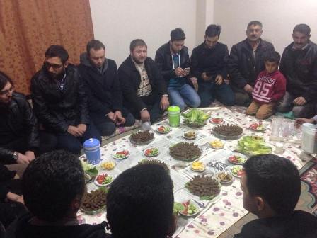 Gençler yeni  mahalleleri ziyaret etti