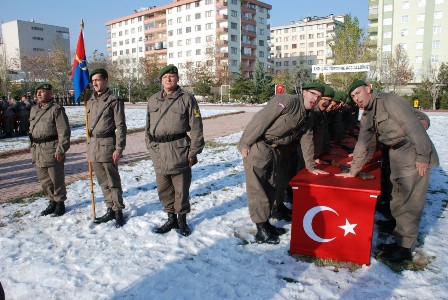 Kısa dönem erler yemin etti