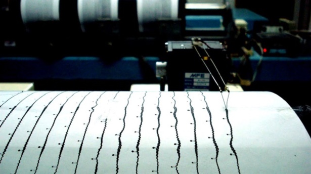 Ekvador'da 7,8 büyüklüğünde deprem