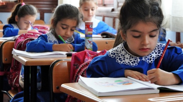 1., 2. ve 3. sınıflarda din dersi zorunlu oldu