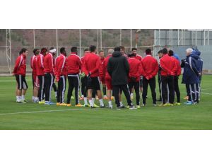 Sivasspor'da Fenerbahçe mesaisi başladı