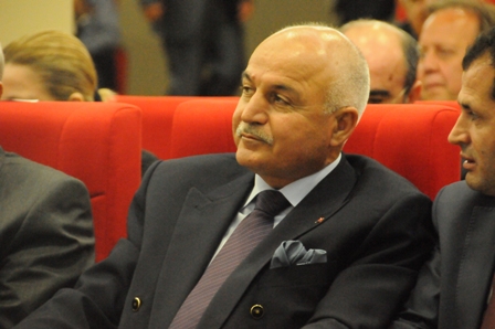 "Milletimiz bize güvenmektedir"