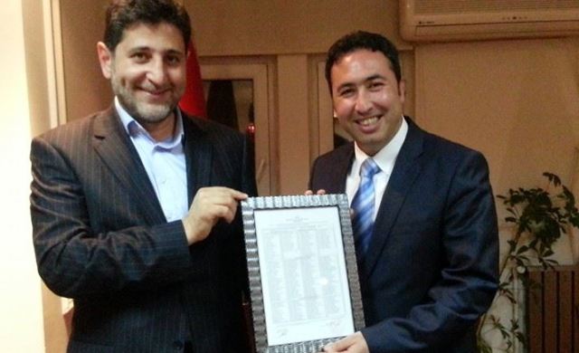 M. HAKAN ÖZER'E MAZBATA MUSTAFA AK'TAN