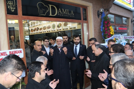 Damla Restaurant dualarla hizmete girdi