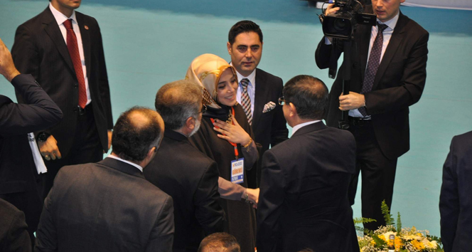 Okuduğu şiirle Başbakan’ı ağlatan kız konuştu