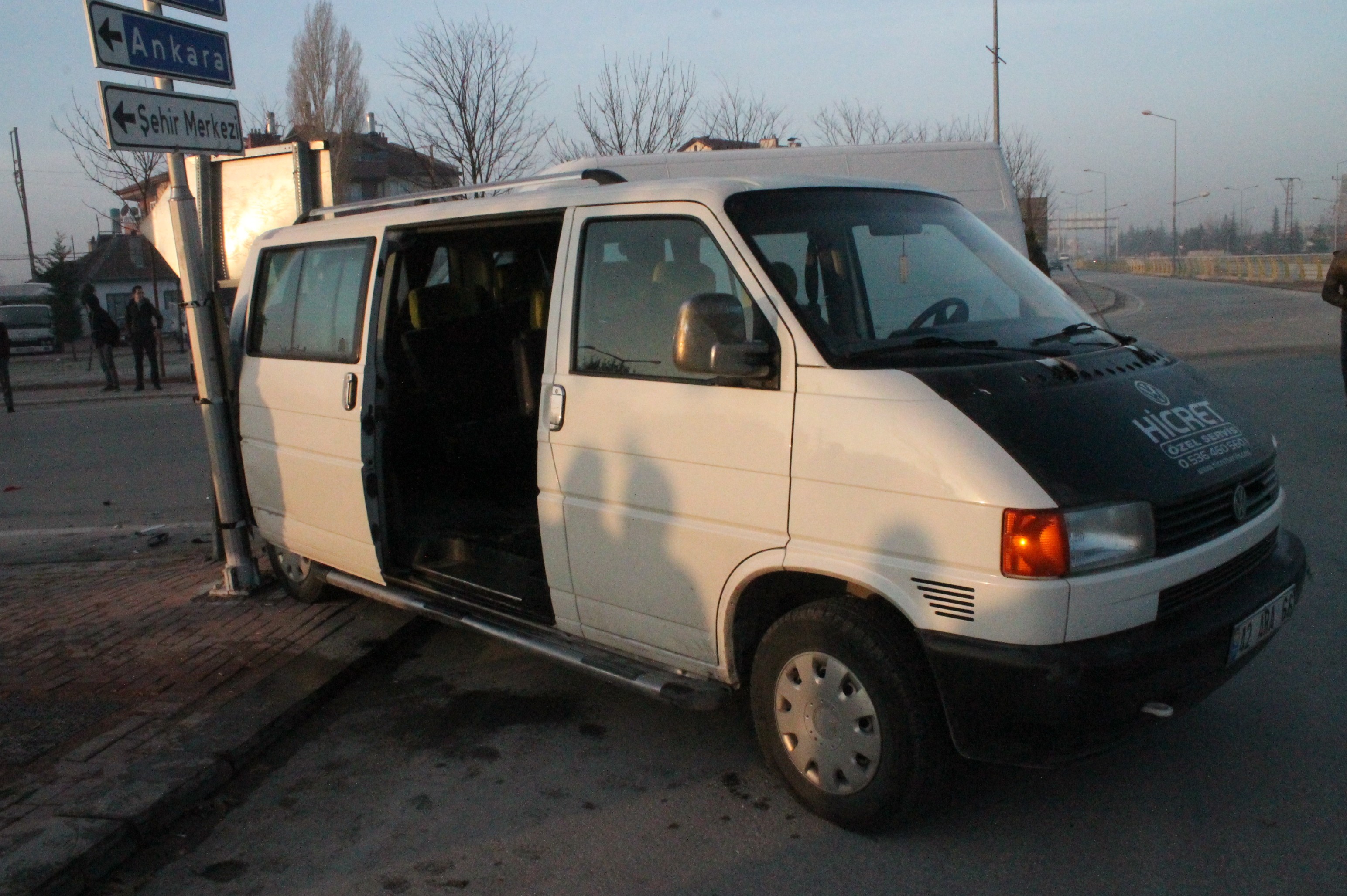 Konya’da iki minibüs çarpıştı: 1 işçi yaralı