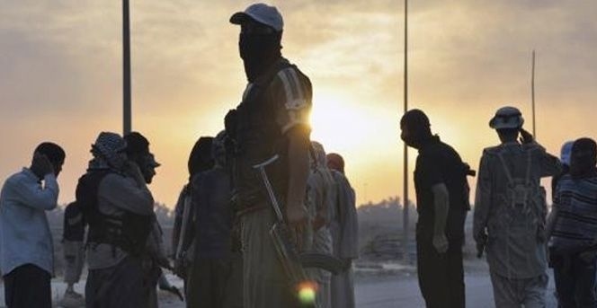 Pakistan'da Okula Silahlı Baskın! 500 Öğrenci Rehin Alındı