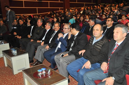 Bir milyon kitaba koşuyorlar