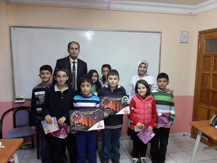 Gençliğimiz namazına sahip çıkıyor