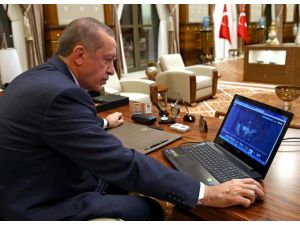 Cumhurbaşkanı Erdoğan, AA'nın "Yılın Fotoğrafı" oylamasına katıldı