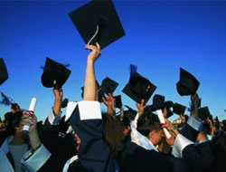 Bülent Arınç'tan öğrencilere yılbaşı müjdesi