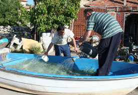 Balıkçılar yeni sezona hazırlanıyor