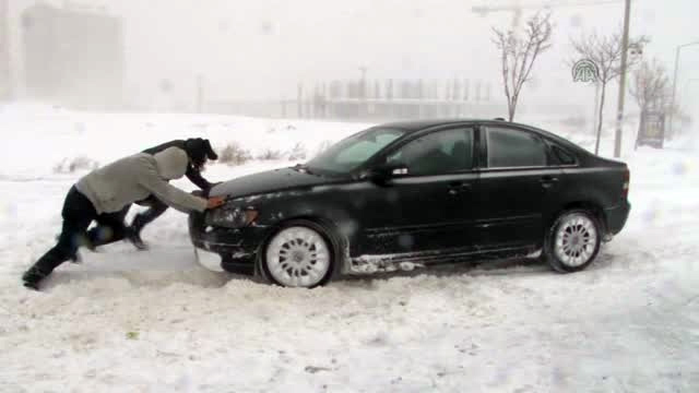 Ağrı ve Erzurum'da okullar tatil, İzmir'de kar bekleniyor... İşte kar durumu!