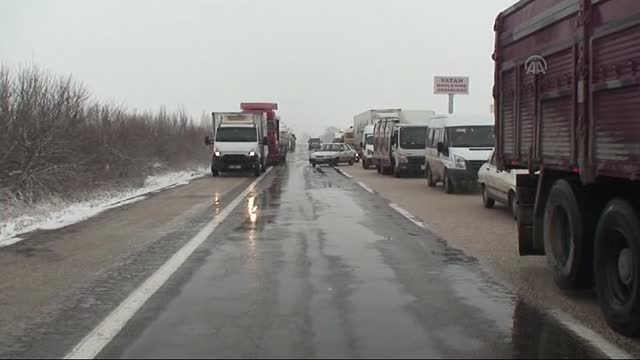 Konya'yı Çevre İllere Bağlayan Tüm Yollar Trafiğe Açıldı