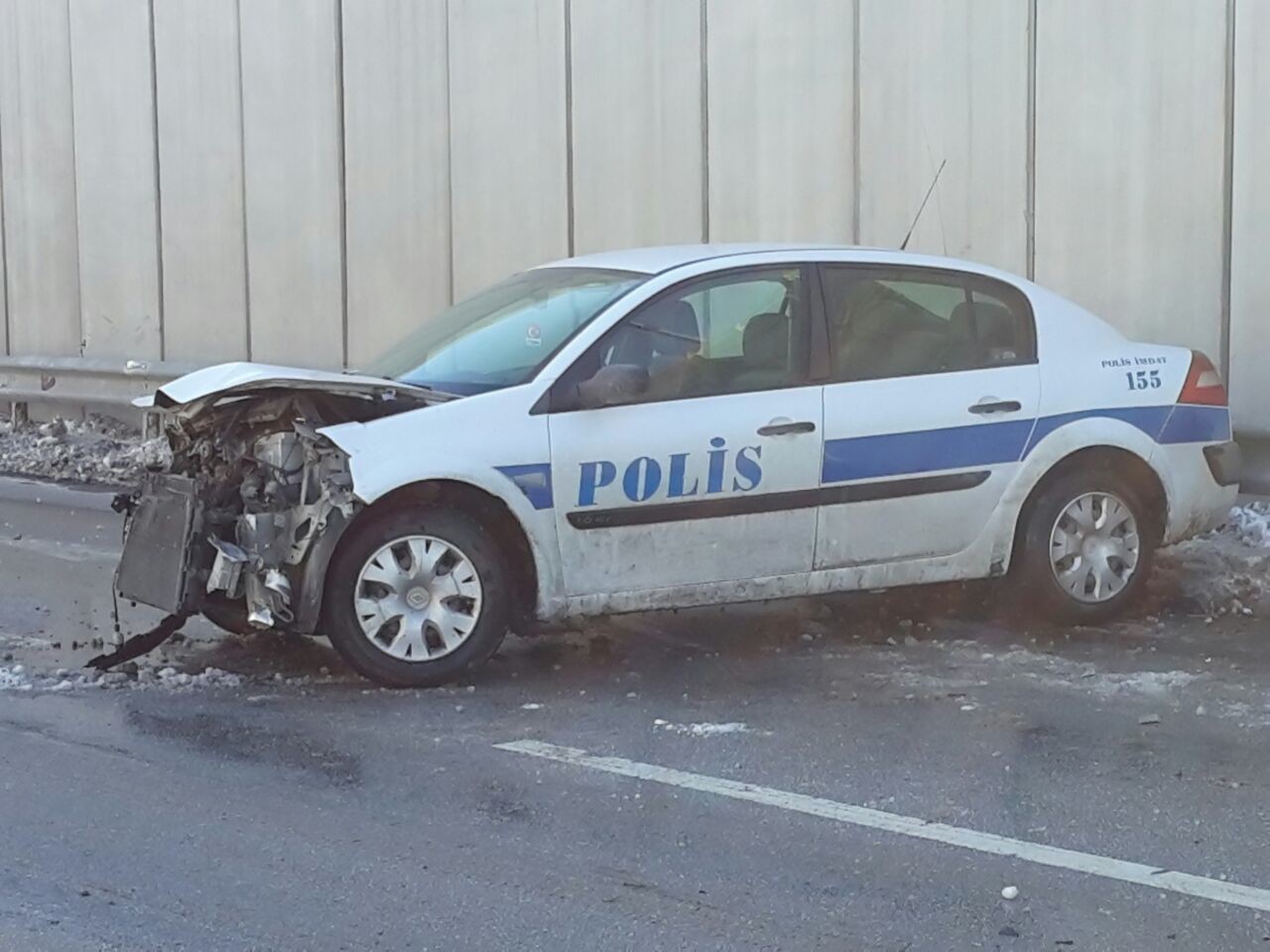 Konya'da polis aracı kaza yaptı
